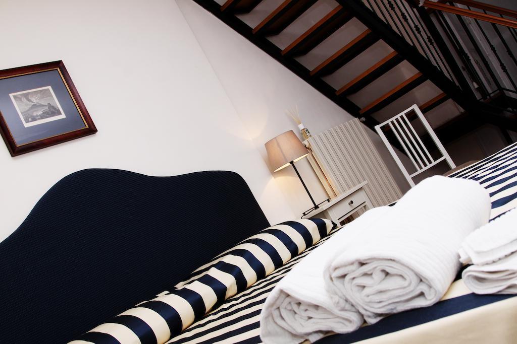 Palazzo Magnocavallo B&B Nápoles Habitación foto