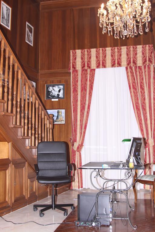 Palazzo Magnocavallo B&B Nápoles Exterior foto